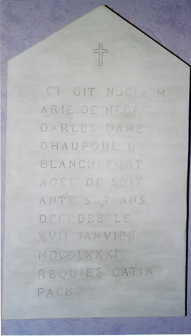 Rennes-le-Chteau, la dalle de Marie de Ngre d'Ables