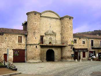 Sainte-Croix, entr�e monumentale