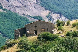 La chapelle de Dromon ou le Temple de la Belle au Bois Dormant