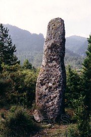 Le menhir de Peyrolles - Cliquer pour agrandir