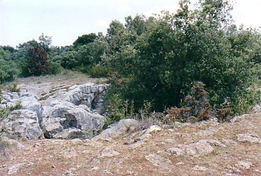 L'aven Paris prs de Rennes-le-Chteau
